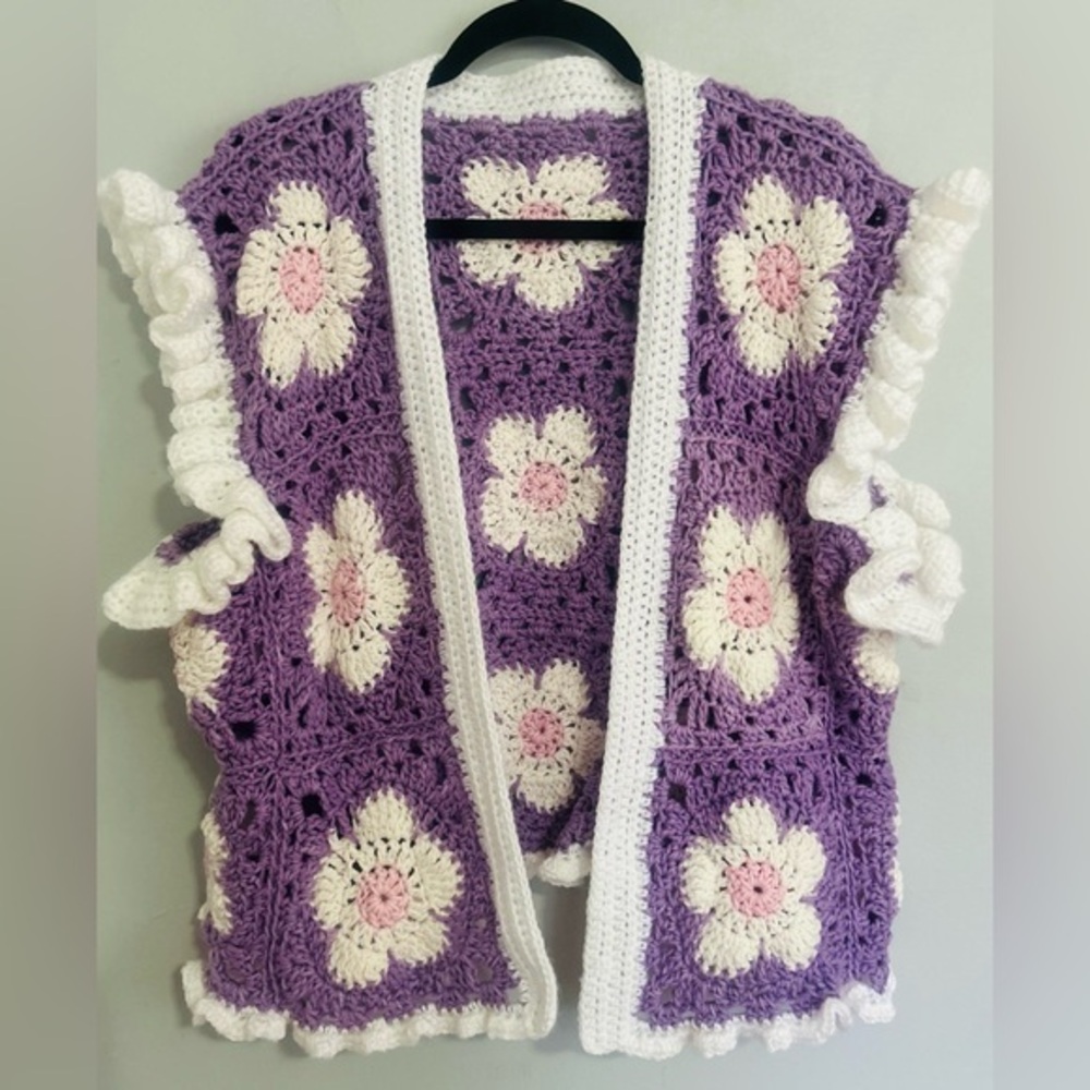 Handmade Granny Square Daisy Crochet Cardigan OS Boho Cottagecore Grannnycore
